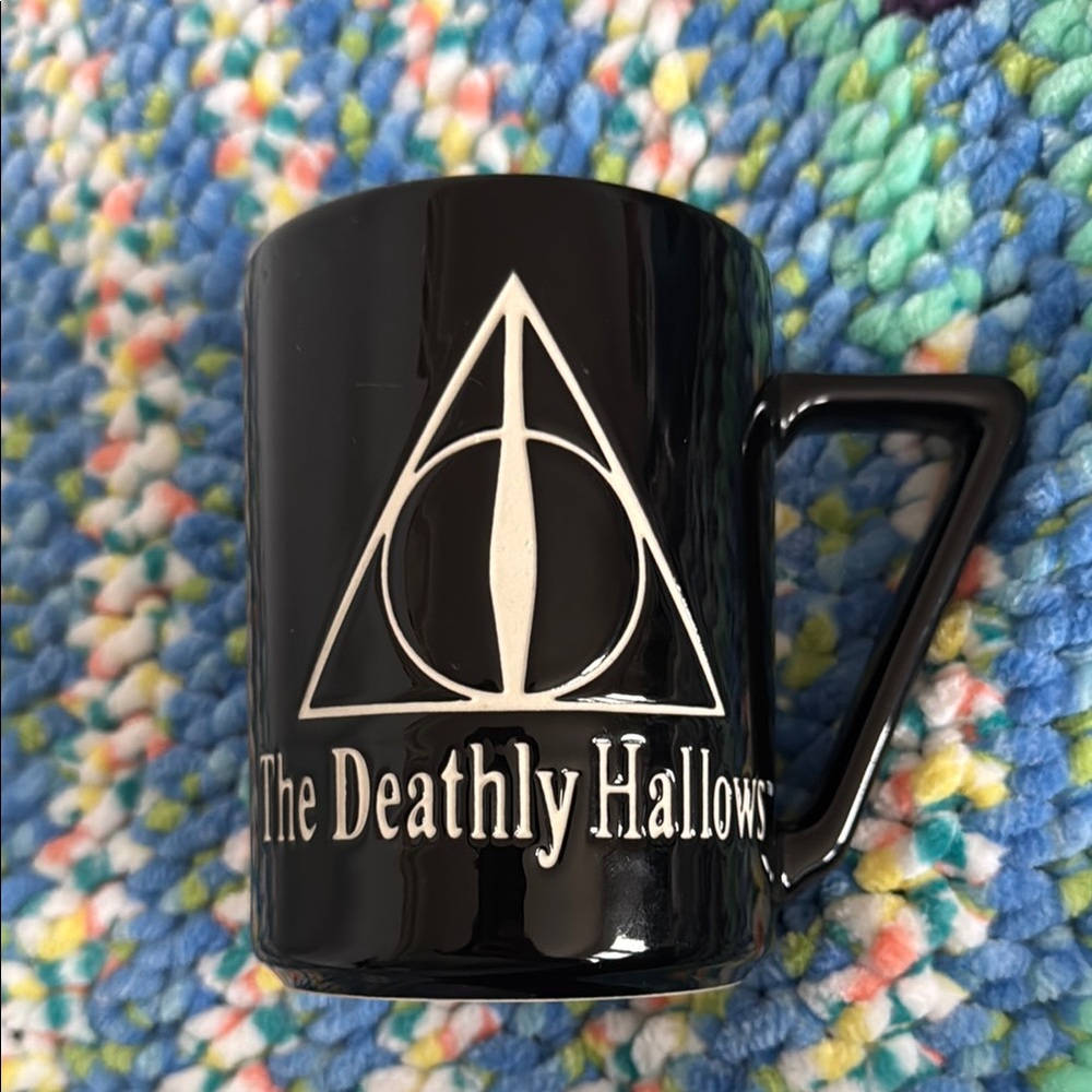 Universal Studios Wizarding World of Harry Potter The deathly hallows mug